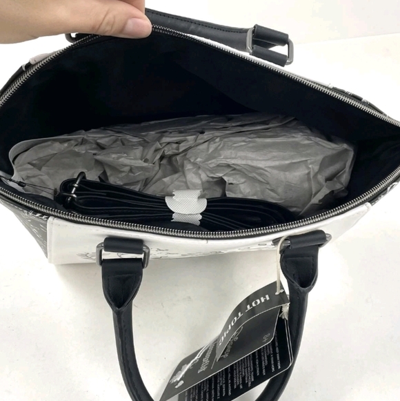 NWT Loungefly Alice in Wonderland Black & White Satchel - Picture 5 of 5